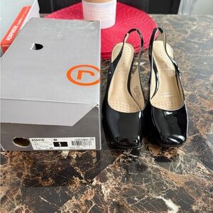 Gorgeous Black Slingback Heels- Rockport